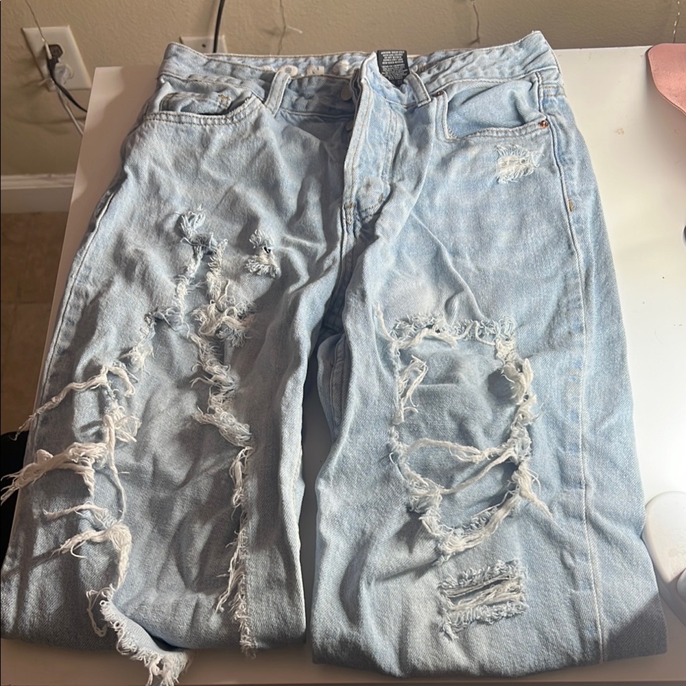 Distressed Light Blue Boyfriend Jeans